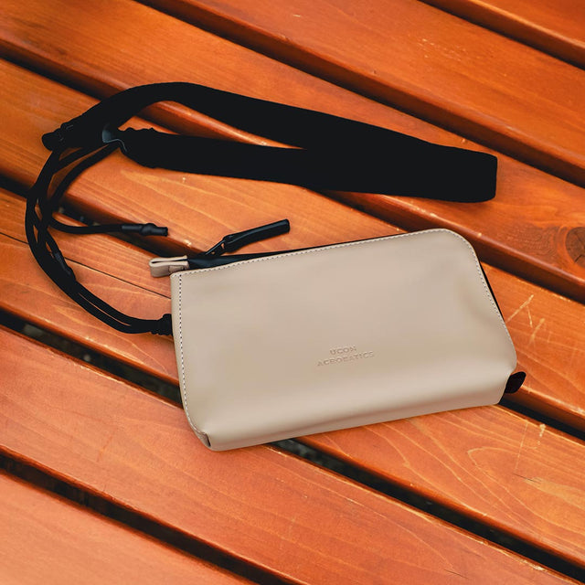 必要なものだけを、スタイリッシュに持ち歩く。「Otis Bag」特集