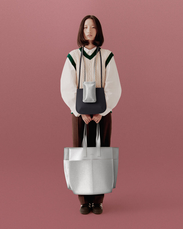 蔦屋書店 感謝祭にてUCON ACROBATICSを展開