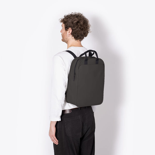 Alison(アリソン) Medium Backpack / Lotus - Asphalt