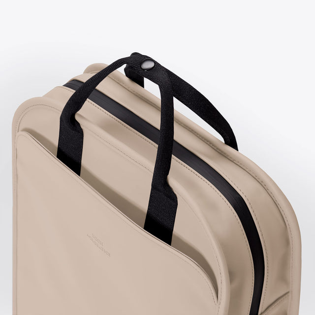 Alison(アリソン) Mini Backpack / Lotus - Nude