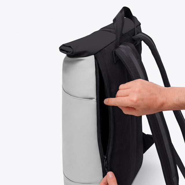 Hajo(ハヨ) Medium Backpack / Aloe - Light Grey