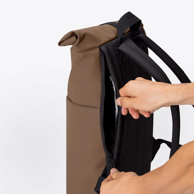 Hajo(ハヨ) Medium Backpack / Lotus Infinity - Chestnut