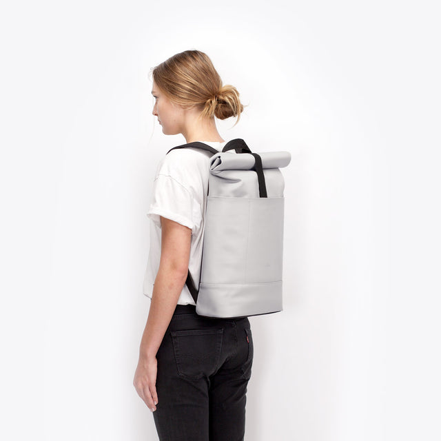 Hajo(ハヨ) Medium Backpack / Lotus Infinity - Glacier Grey