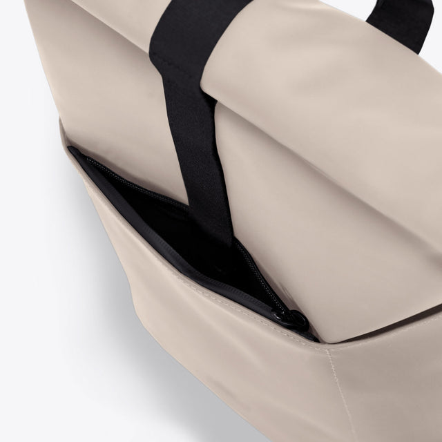 Hajo(ハヨ) Medium Backpack / Lotus Infinity - Light Sand