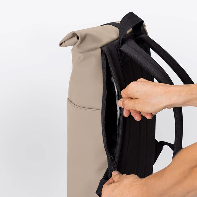 Hajo(ハヨ) Mini Backpack / Lotus - Nude