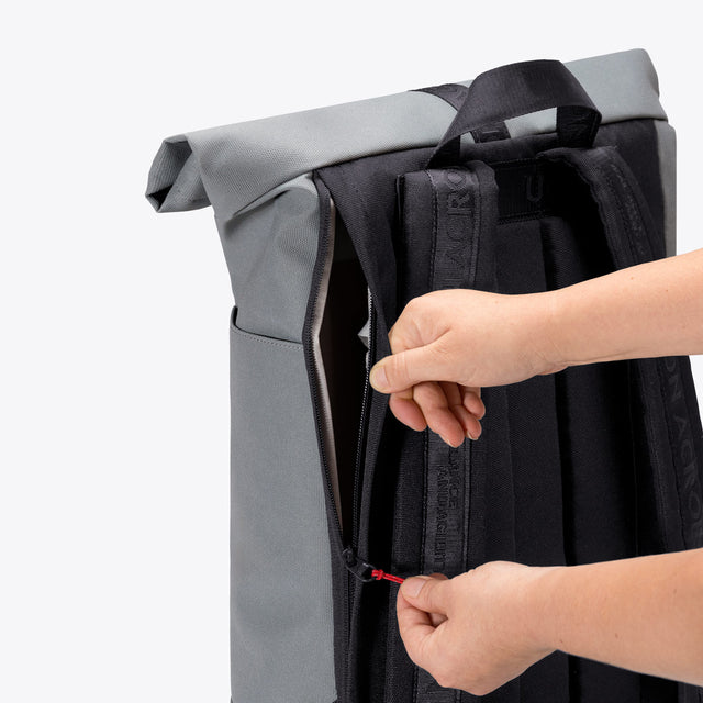 Hajo(ハヨ) Mini Backpack (Phantom - Pigeon Blue Reflective)