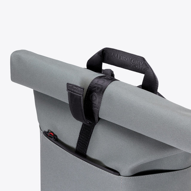 Hajo(ハヨ) Mini Backpack (Phantom - Pigeon Blue Reflective)