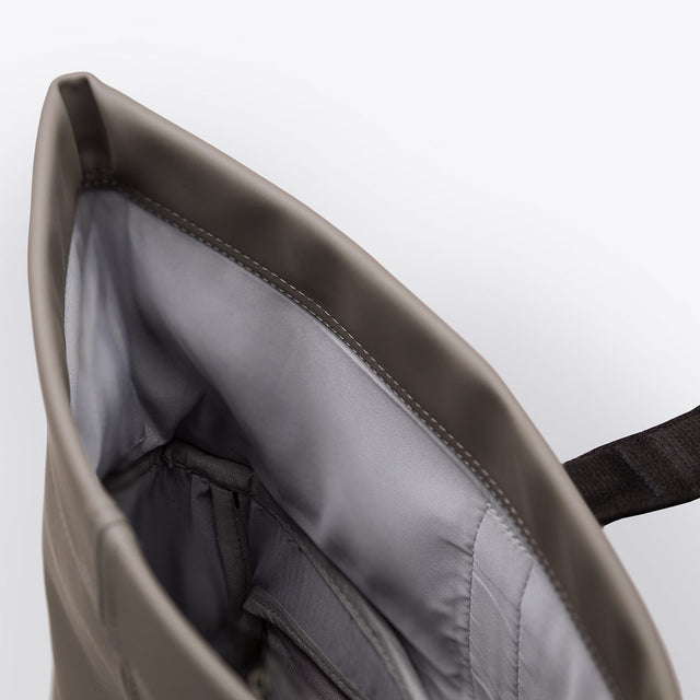 Hajo(ハヨ) Pro Backpack / Lotus - Dark Grey