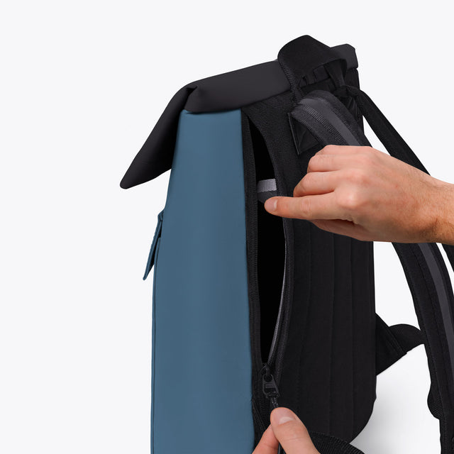 Jannik(ヤニーク) Medium Backpack / Aloe - Petrol-Black