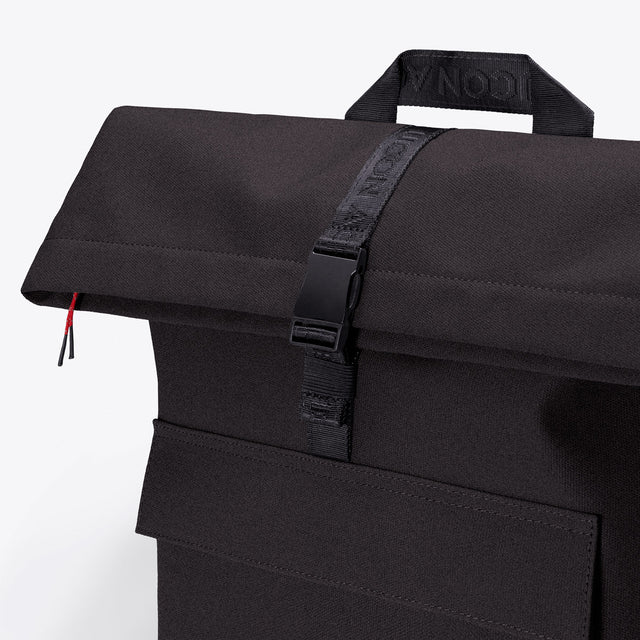 Jannik(ヤニーク) Medium Backpack / Phantom - Asphalt Reflective