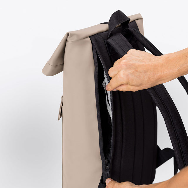 Jannik(ヤニーク) Mini Backpack / Lotus Infinity - Sand