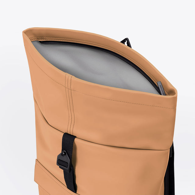 Jasper(ヤスパー) Medium Backpack / Lotus - Clay