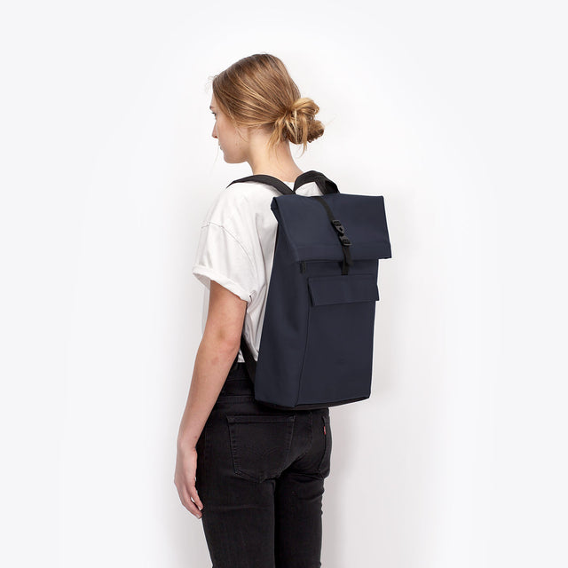 Jasper(ヤスパー) Medium Backpack / Lotus - Dark Navy