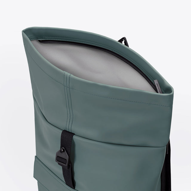 Jasper(ヤスパー) Medium Backpack / Lotus - Pine Green