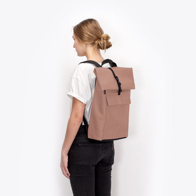 Jasper(ヤスパー) Medium Backpack / Lotus - Redwood