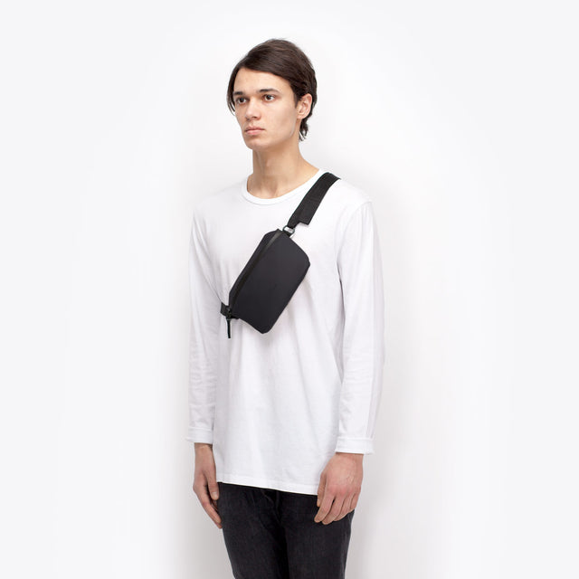 Jona(ヨナ) Bag / Lotus Infinity - Black
