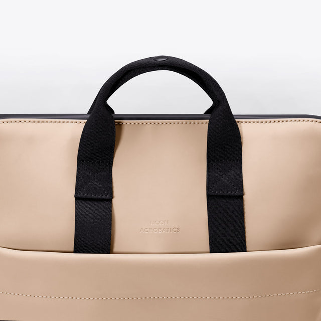 Masao(マサオ) Medium Backpack / Lotus - Light Almond