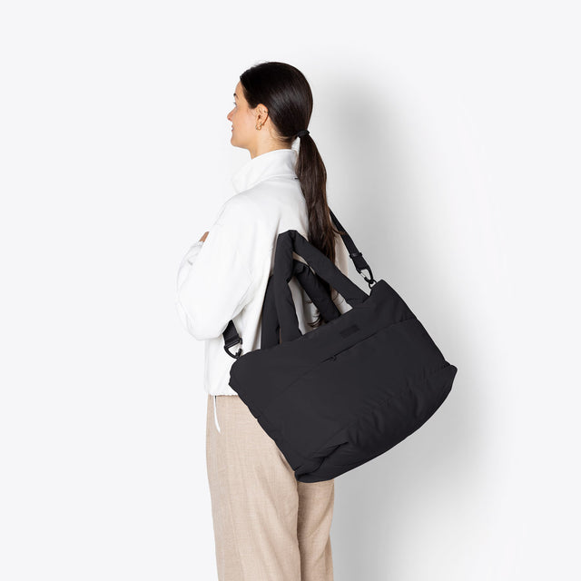 Olivia(オリヴィア) Medium Bag / Moss - Black