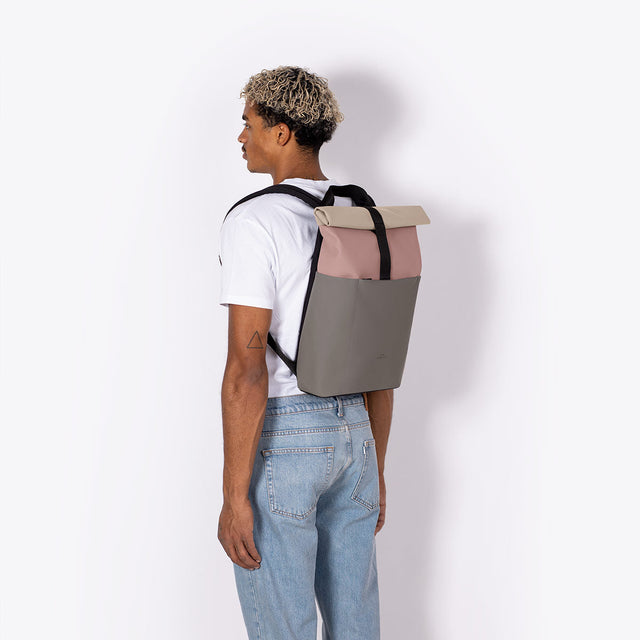 Hajo(ハヨ) Mini Backpack / Lotus Rose-Dark Grey
