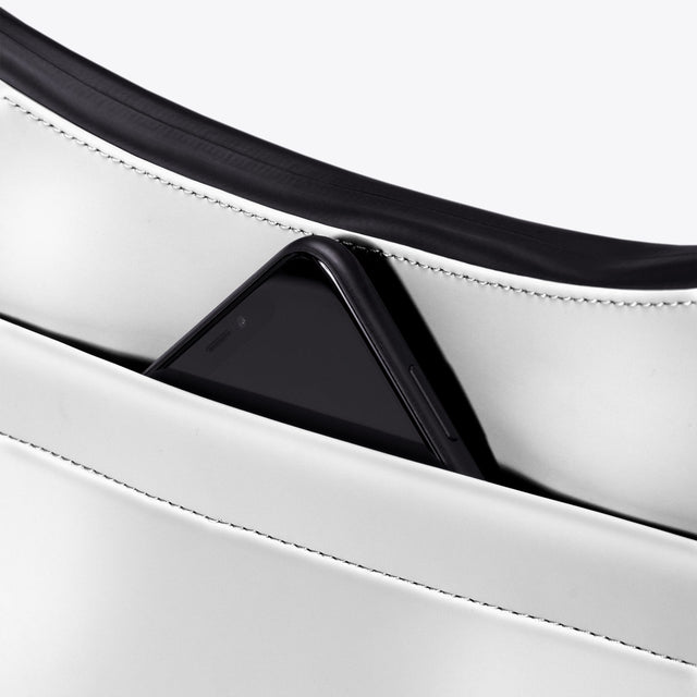 Alva(アルヴァ) Medium Bag / Lotus Infinity - Silver Metallic