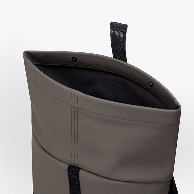 Hajo(ハヨ) Mini Backpack / Lotus - Dark Grey