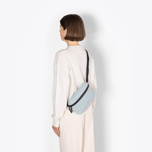 Jona(ヨナ) Large Bag / Lotus Infinity - Dusty Blue