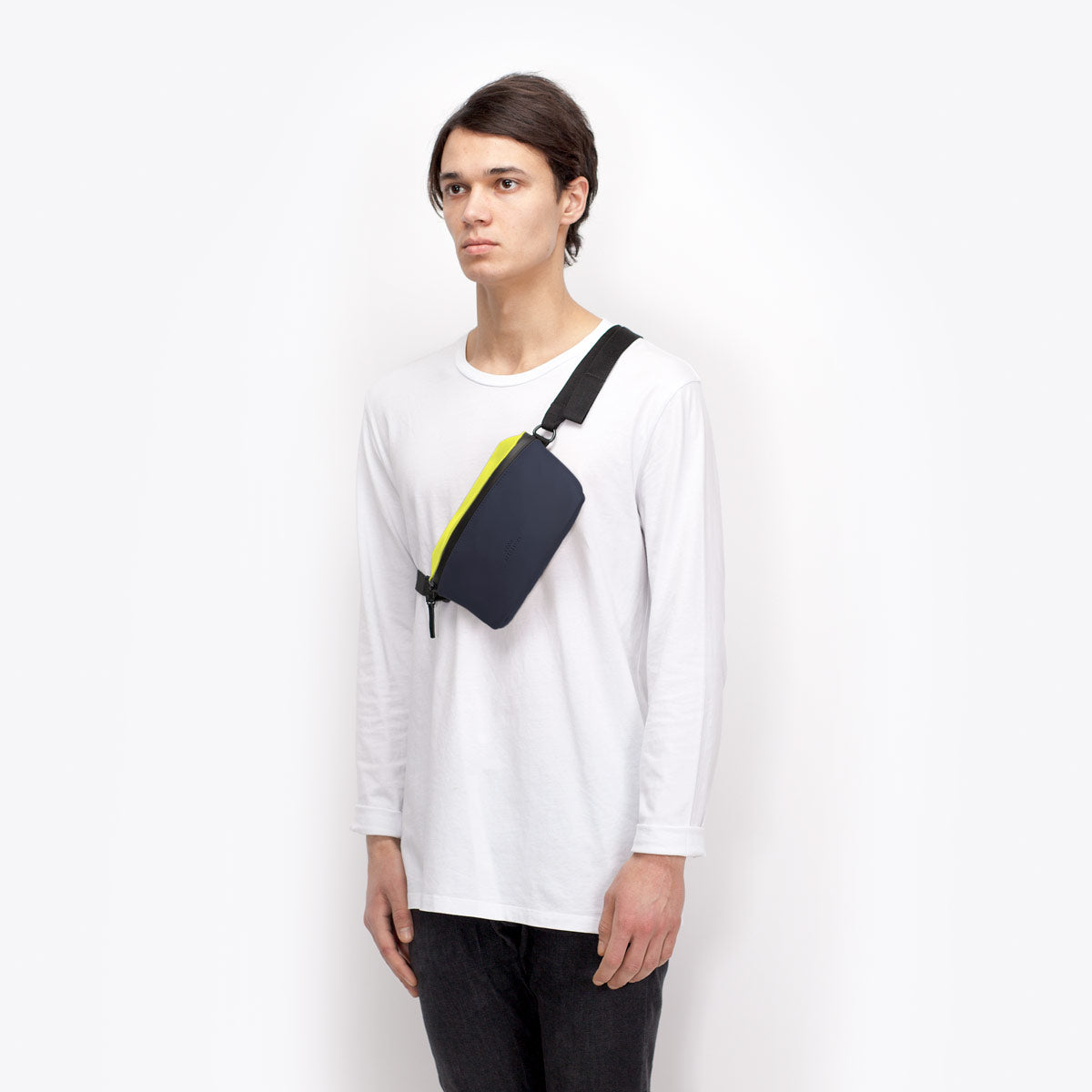 Ucon Acrobatics • Jona Bag • Lotus Series (Acid Lime-Dark Navy