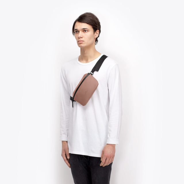 【74%OFF】 Set Masao Medium Backpack - Black /Jona Bag - Redwood