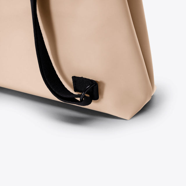 Una(ウナ) Bag / Lotus - Light Almond