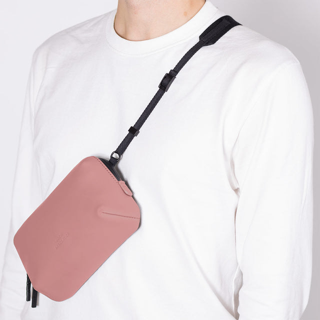 Ando(アンドゥ) Bag / Lotus - Dark Rose