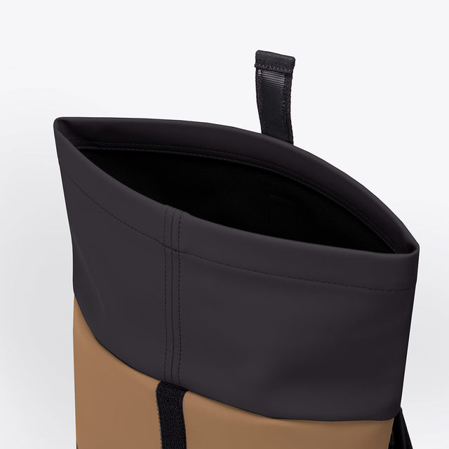 Hajo(ハヨ) Mini Backpack / Lotus - Olive Almond